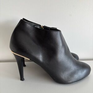 Elegant Black Women's Heeled Ankle Boots 3” Size 38